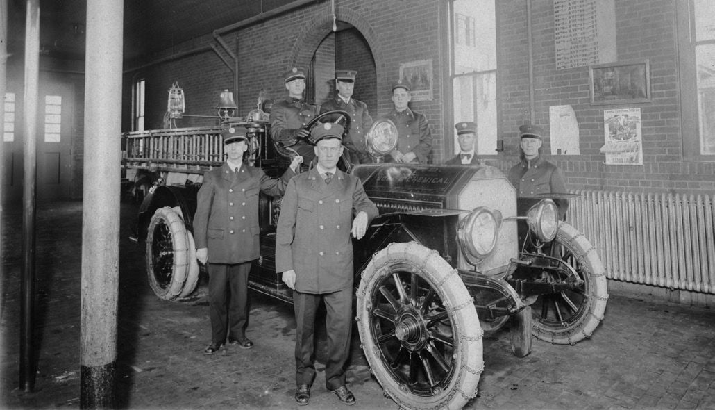 Billings firefighters, circa 1916